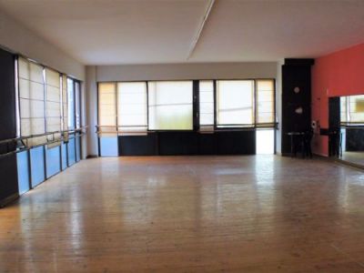 venta-localoficina-en-sarrikobilbao-frente-a-la-parada-de-metro